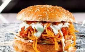 Aloo Tikki Noodle Burger